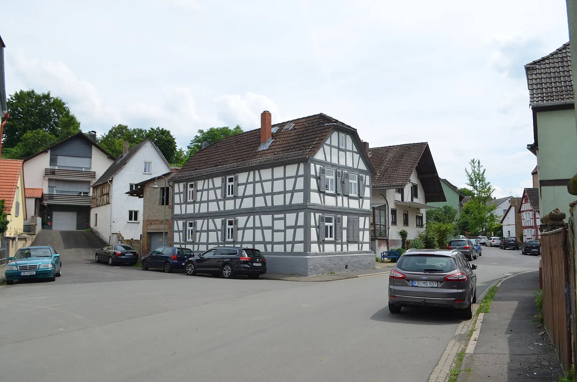Straßenzug der Schloßstraße in Florstadt-Stammheim