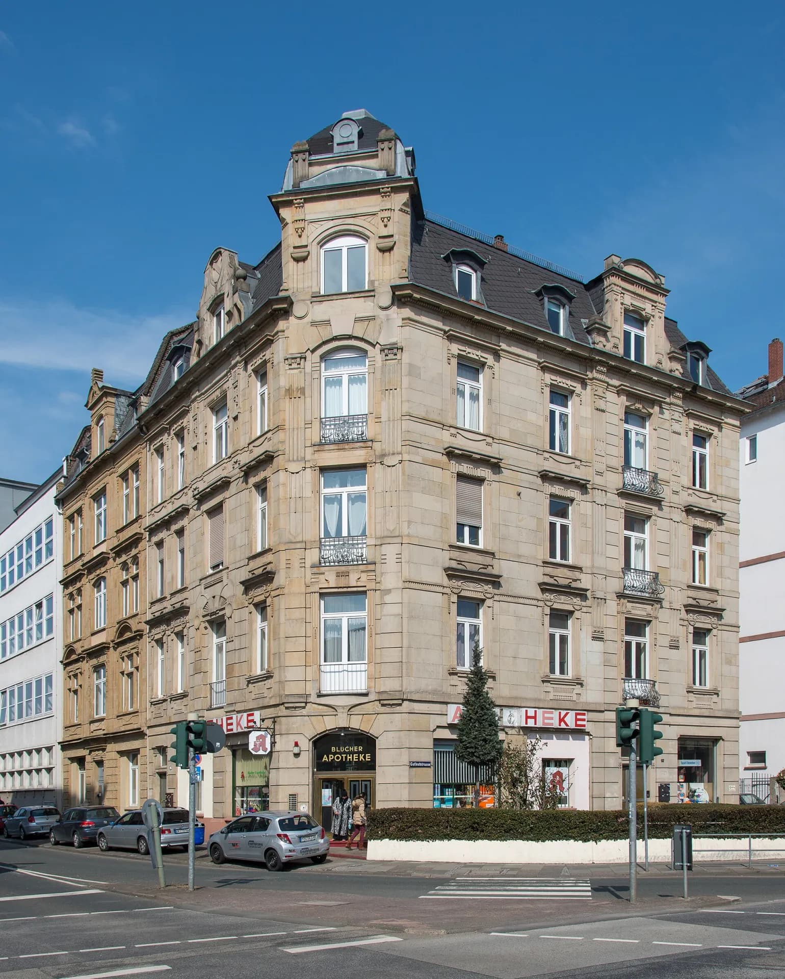 Eckhaus Stuttgarter Straße und Gutleutstraße im Frankfurter Bahnhofsviertel