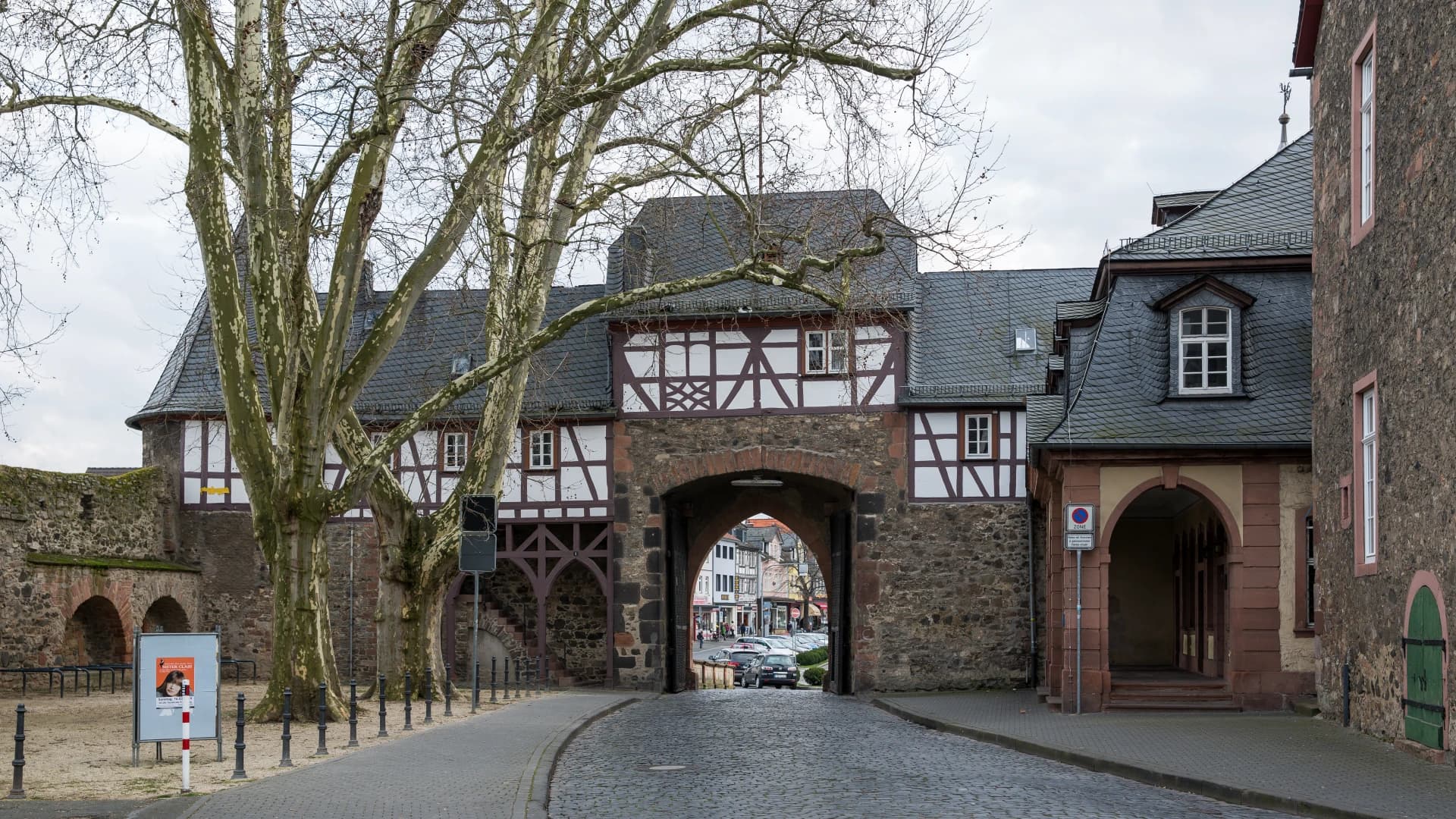 Südliches Burgtor der Burg Friedberg in Friedberg (Hessen)