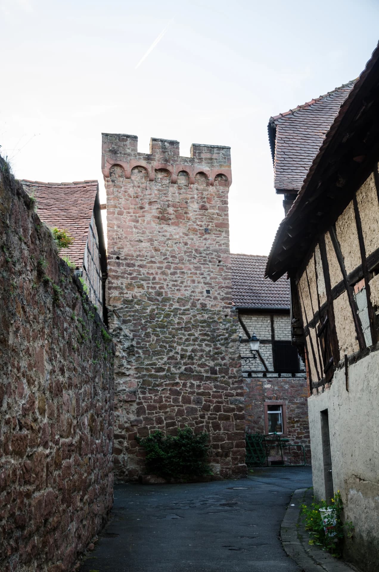 Täschenturm an der Stadtmauer in Obernburg am Main