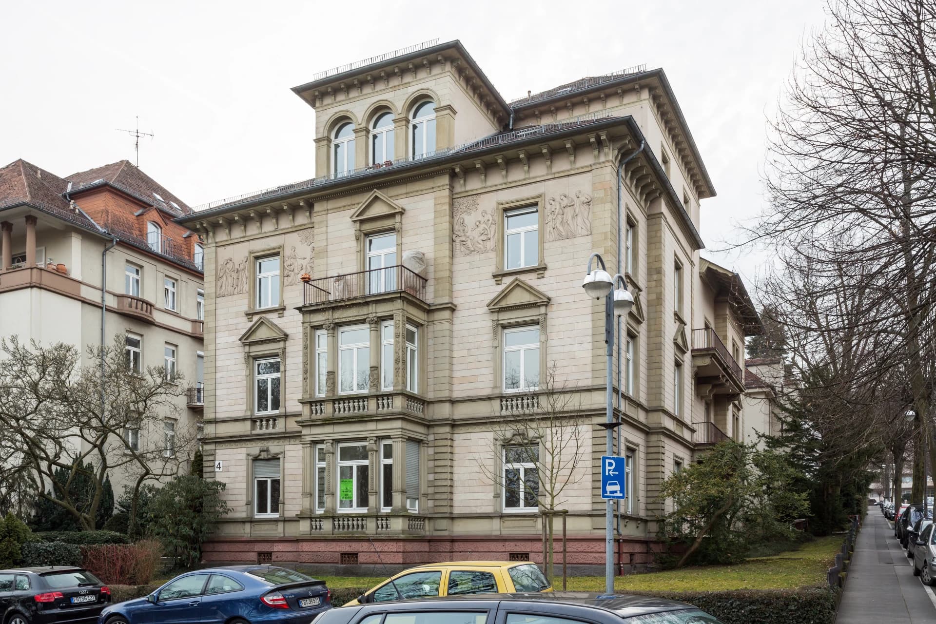 Neoklassizistische Villa in der Terrassenstraße 4 in Bad Nauheim