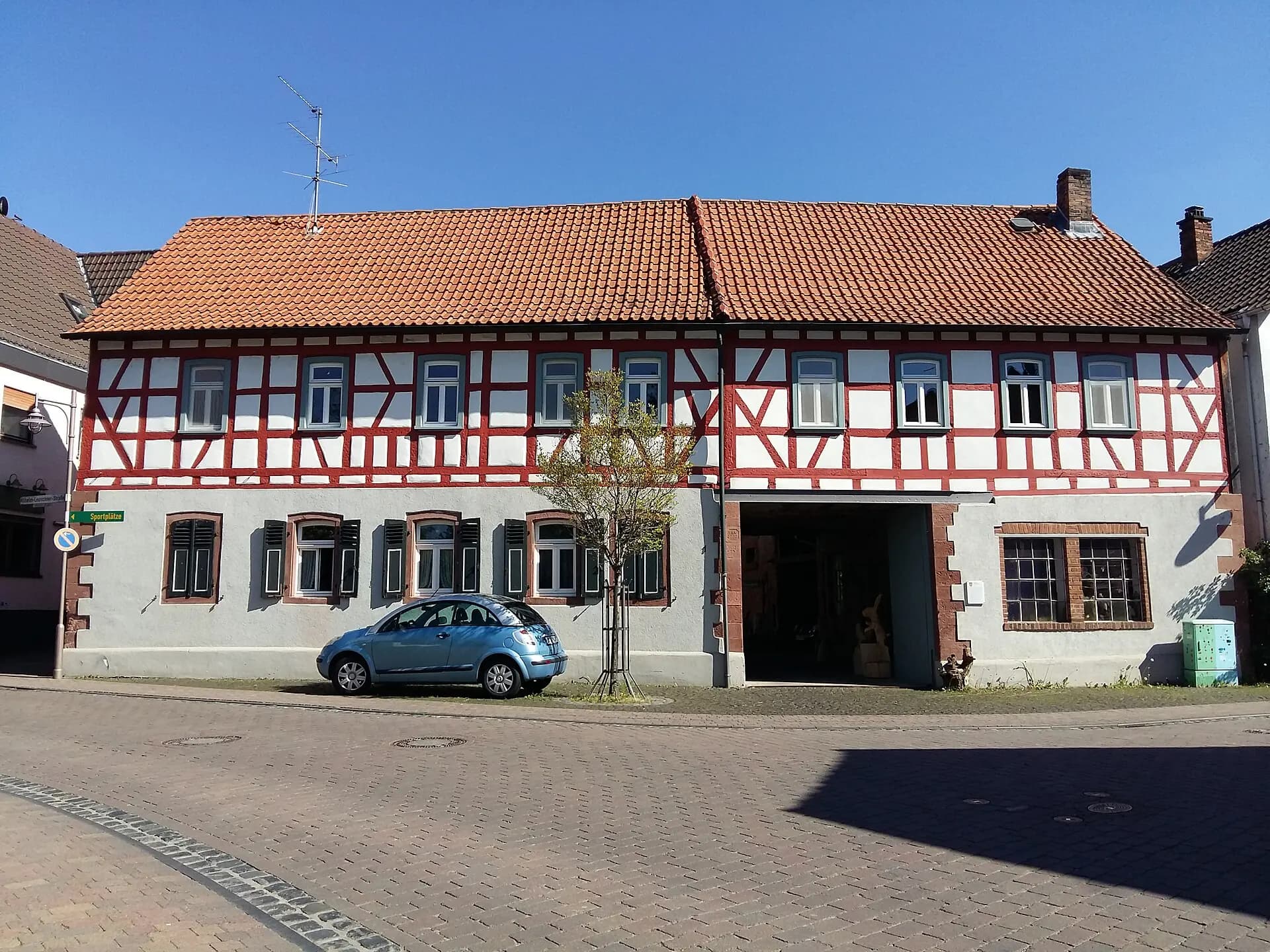 Fachwerkhof in der Wilhelm-Leuschner-Straße in Reinheim-Überau