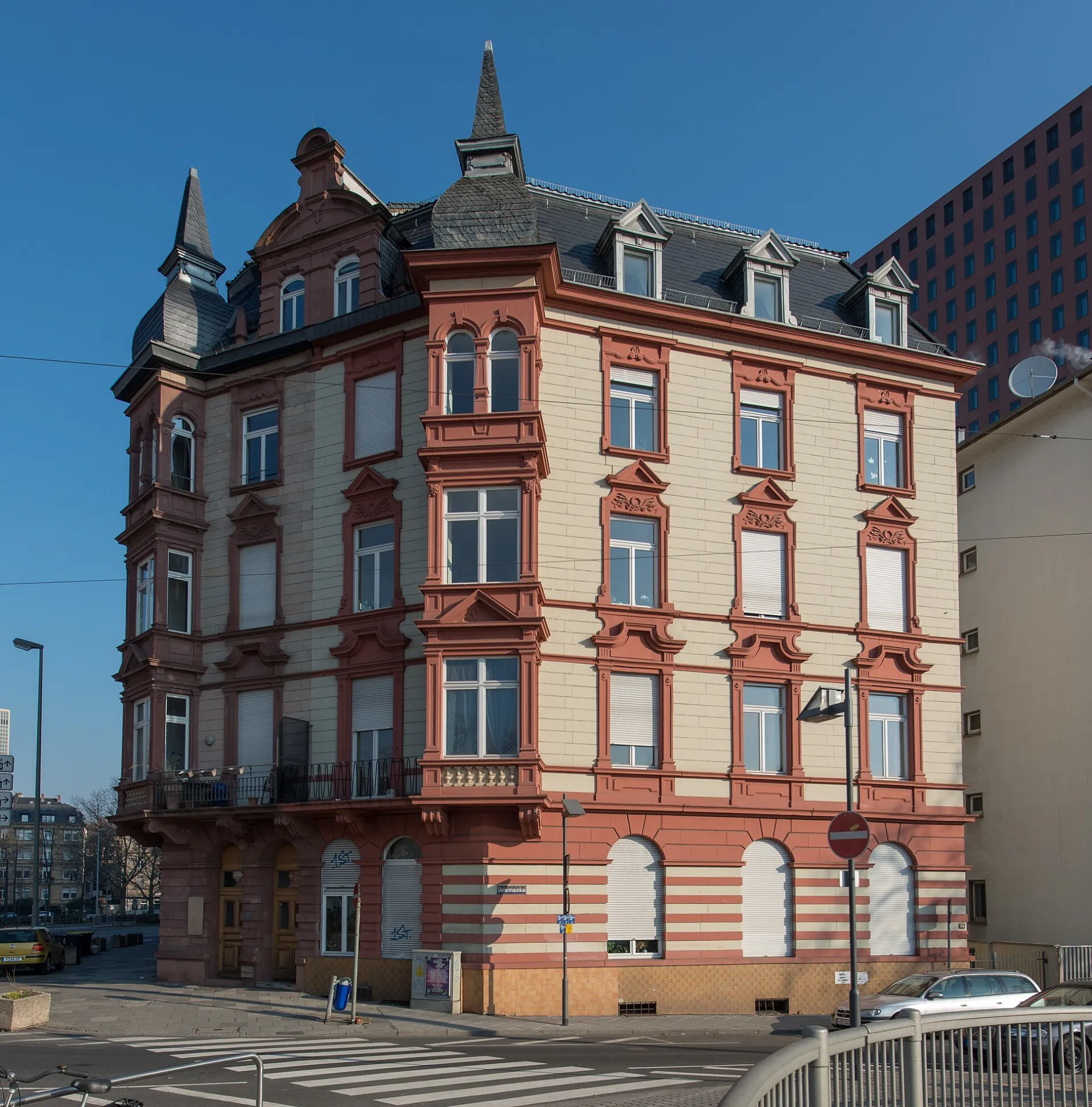 Wohnhaus Untermainkai 84 in Frankfurt