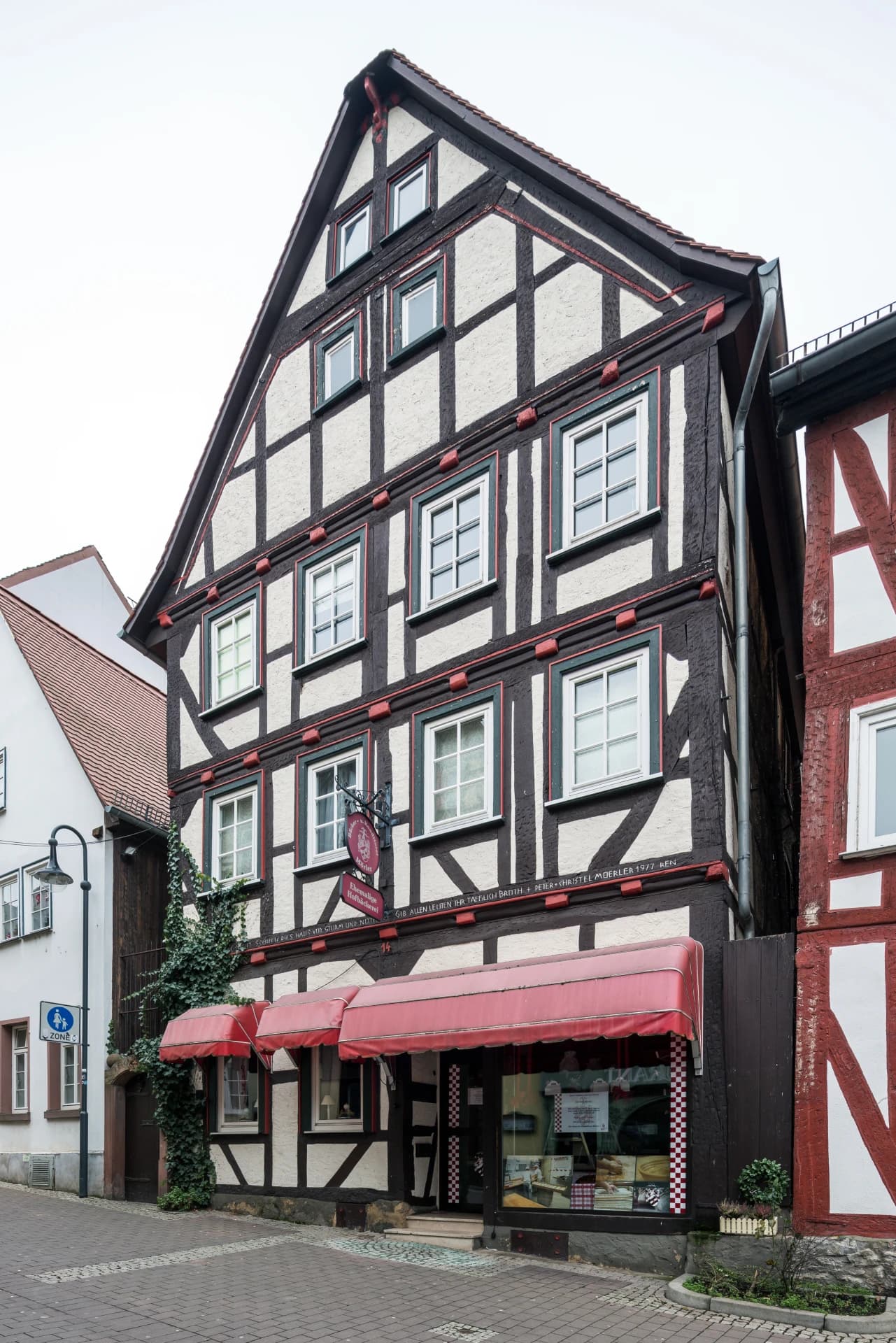 Fachwerkgiebelhaus Usagasse 14 in Friedberg (Hessen)
