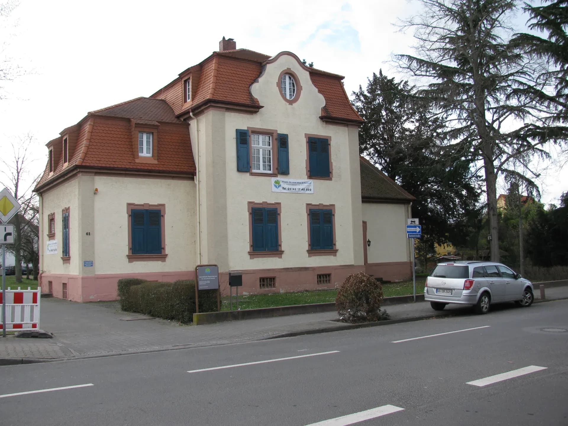 Historische Villa in der Bahnhofstraße in Raunheim