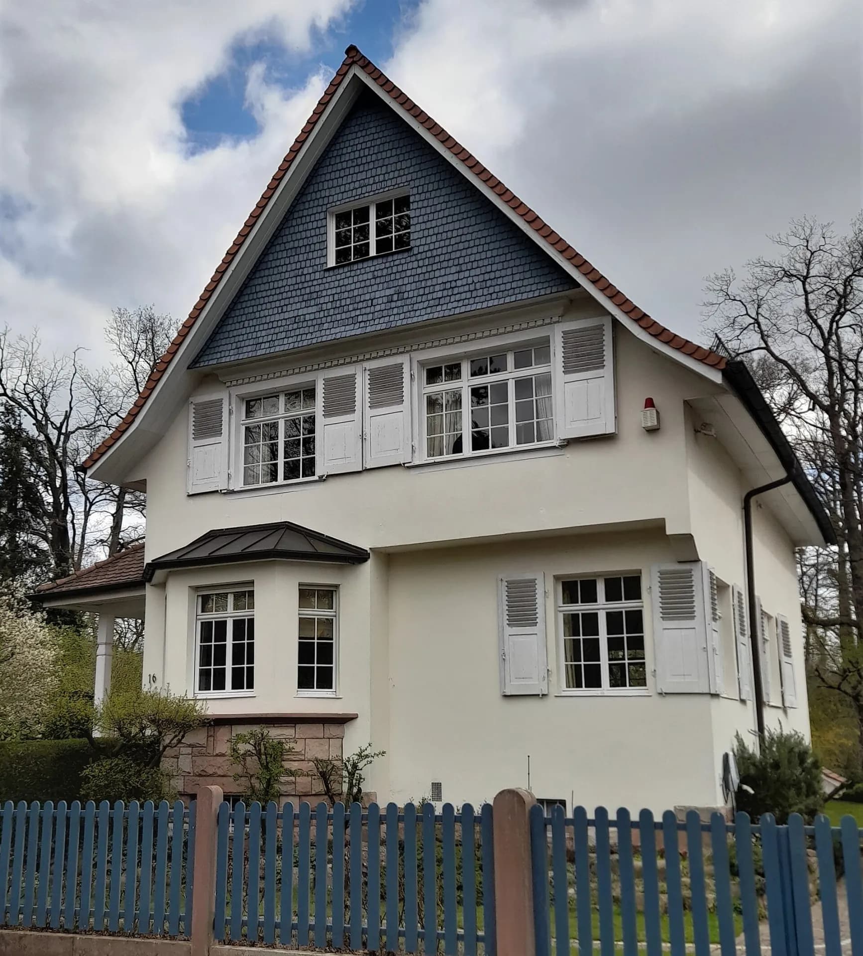 Villa am Bogenweg 16 in Dreieich-Buchschlag