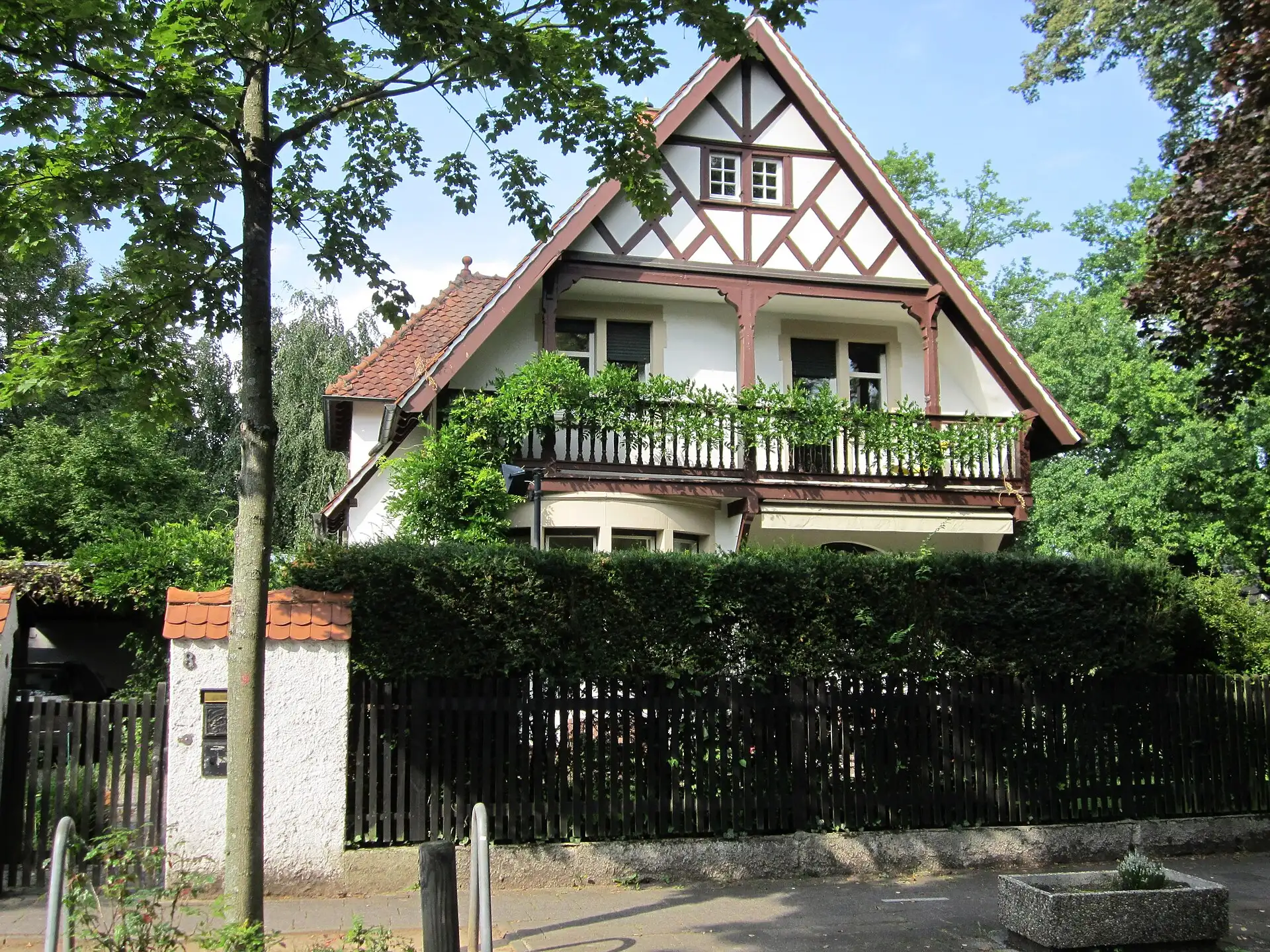 Villa an der Ernst-Ludwig-Allee 8 in Dreieich-Buchschlag