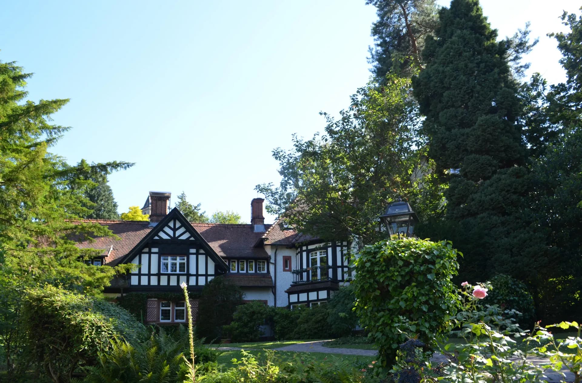Landhausvilla Gartenstraße 13-15 in Kronberg im Taunus
