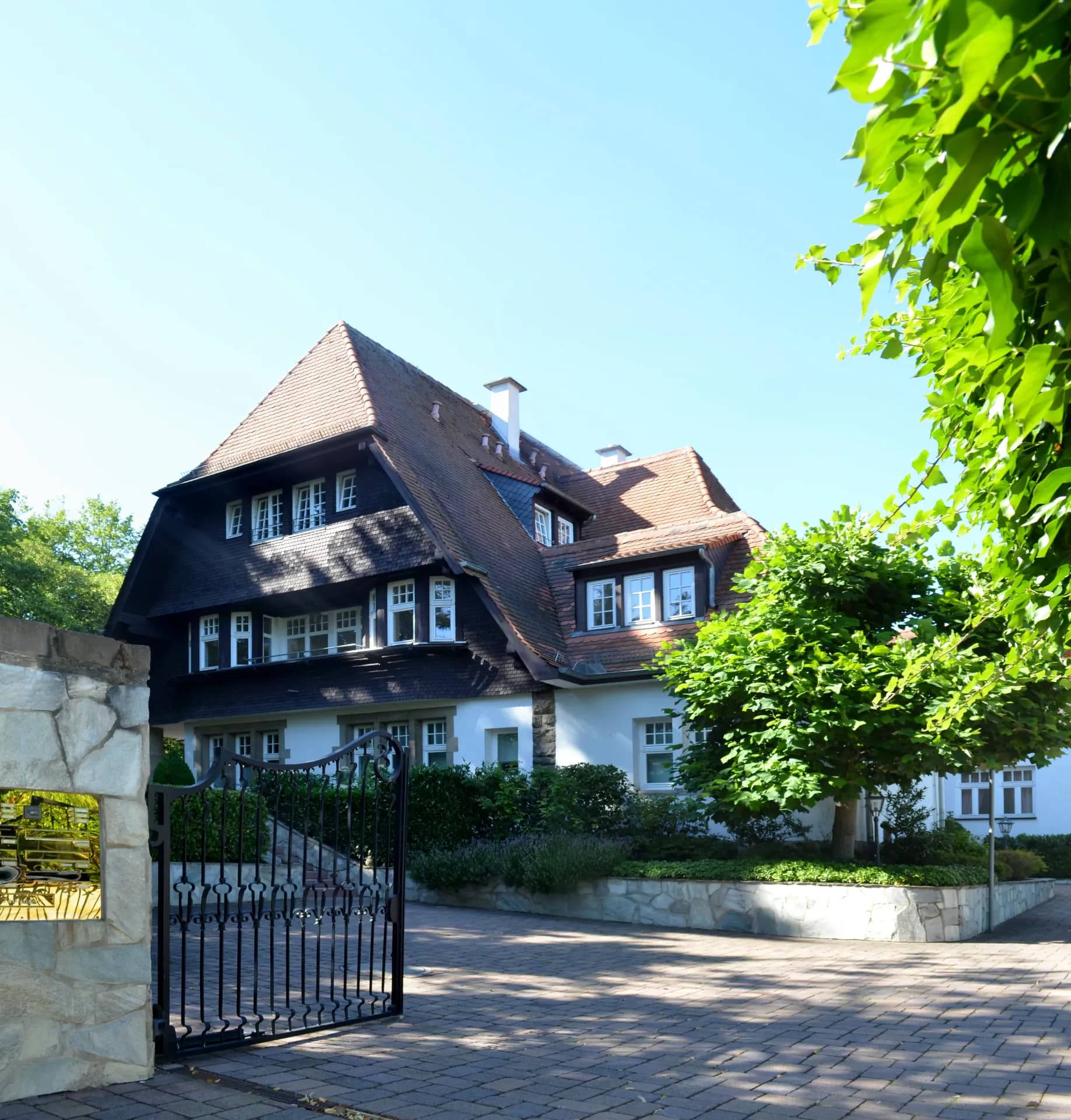Landhaus Jaminstraße 10 in Kronberg im Taunus