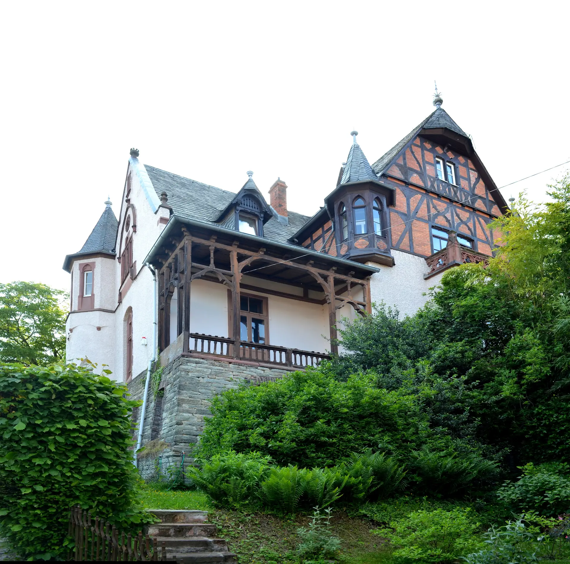 Villa Schloßstraße 6 mit Türmchen in Kronberg im Taunus