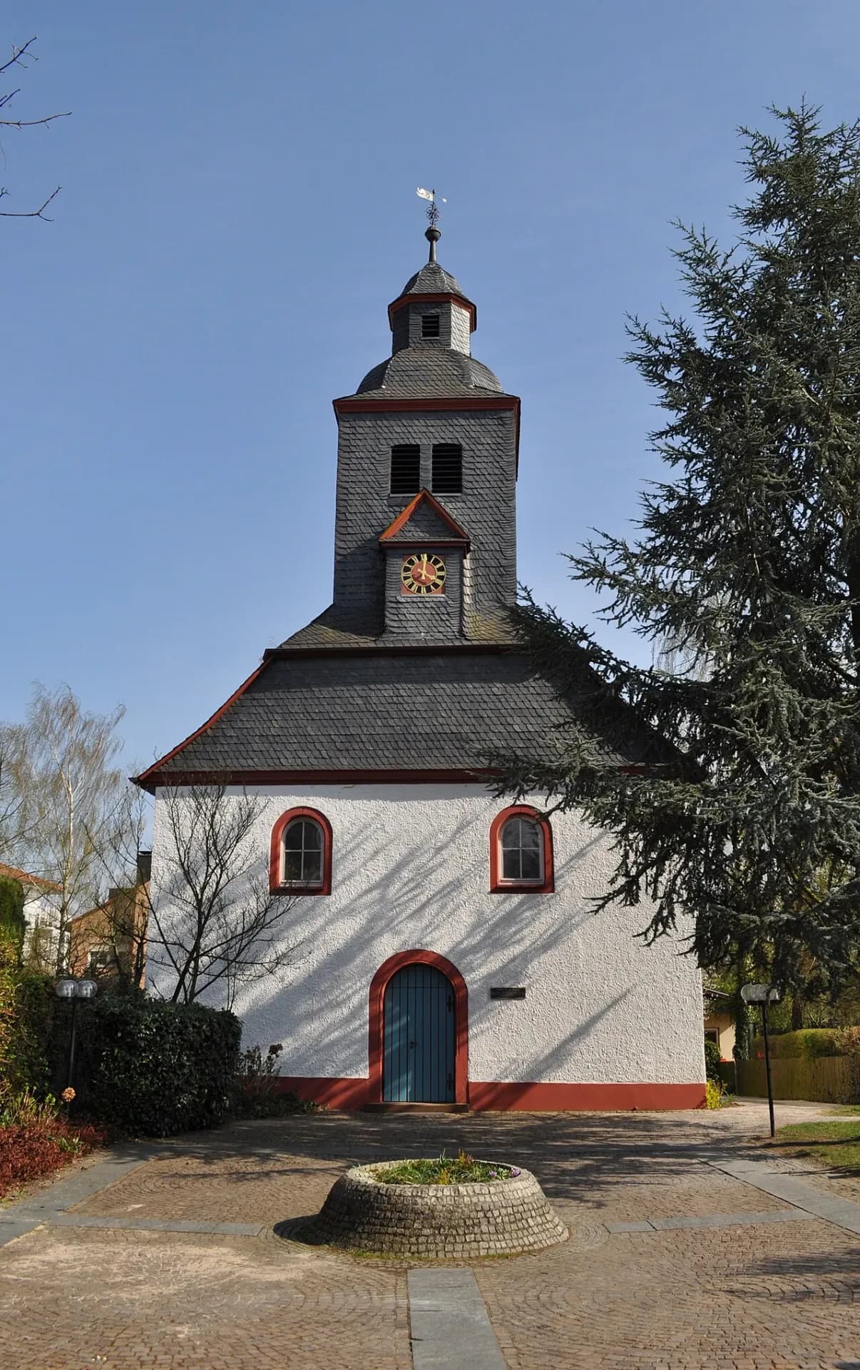 Waldenserkirche von der Seite in Bad Homburg-Dornholzhausen