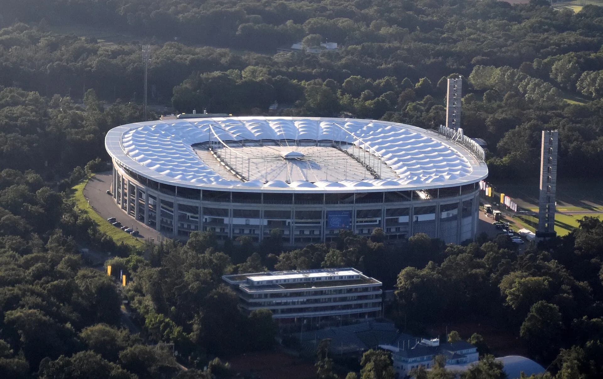 Waldstadion im Frankfurter Stadtwald aus der Luft