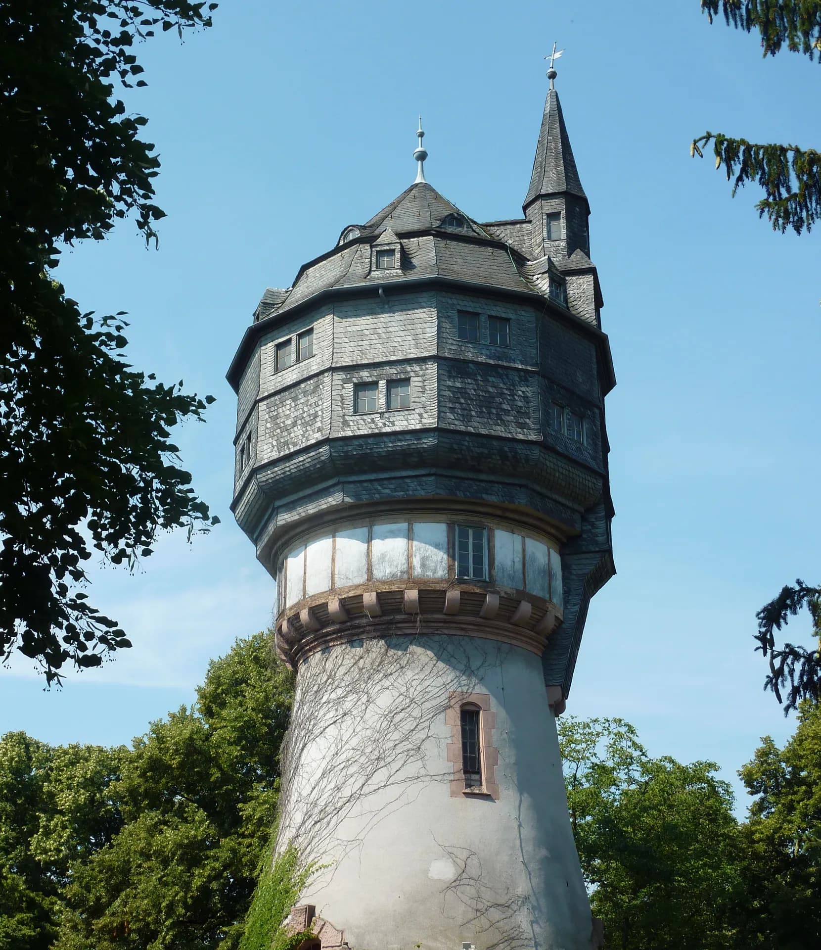 Alter Wasserturm in Frankfurt Eschersheim