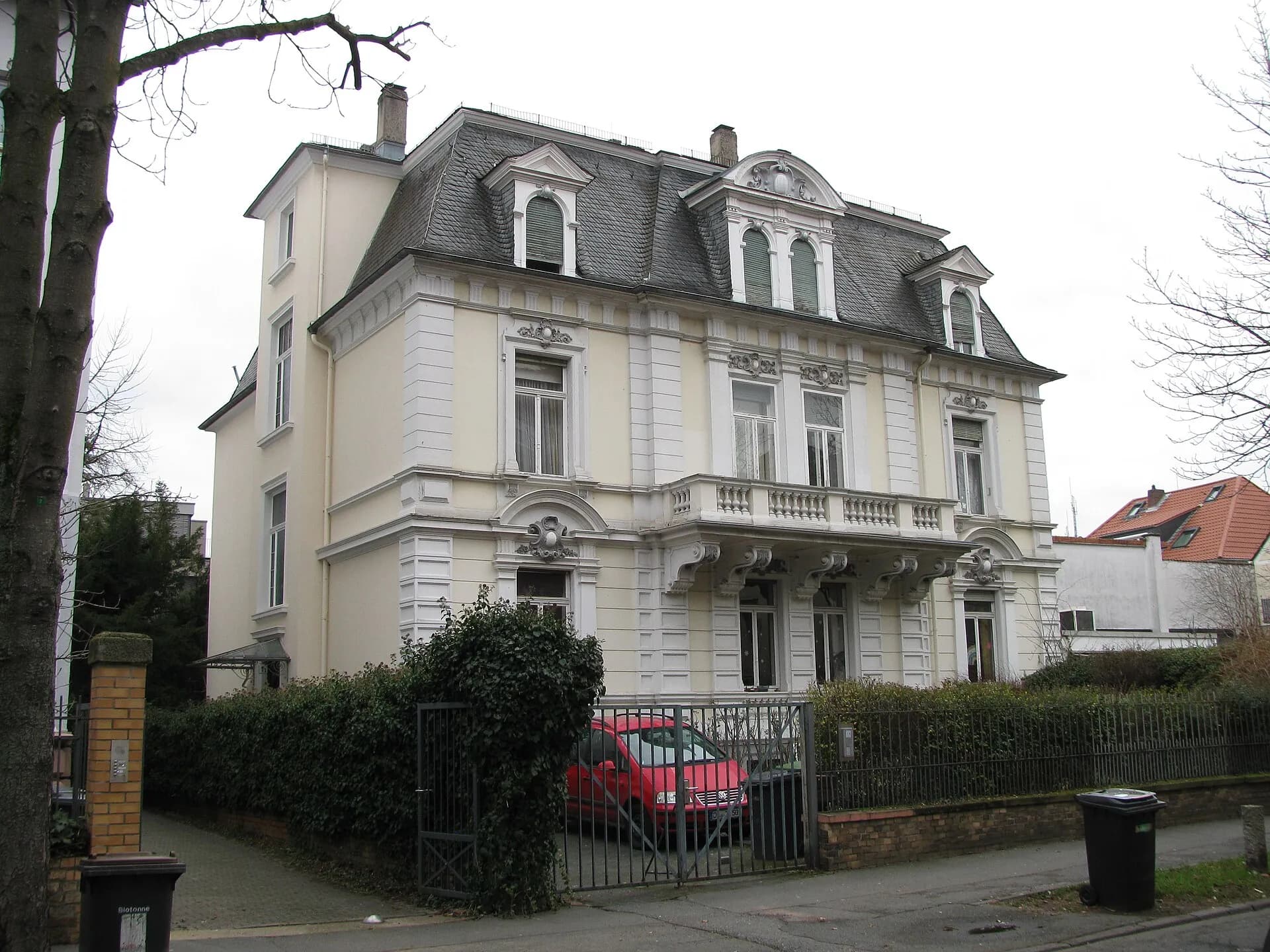 Villa in der Wilhelm-Leuschner-Straße in Darmstadt-Nord