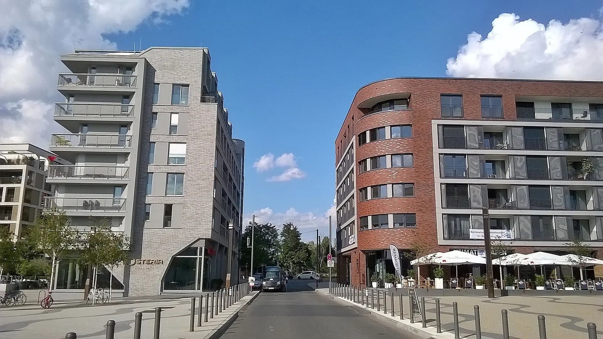 Wohn- und Geschäftshäuser im Hafenquartier in Offenbach-Hafen