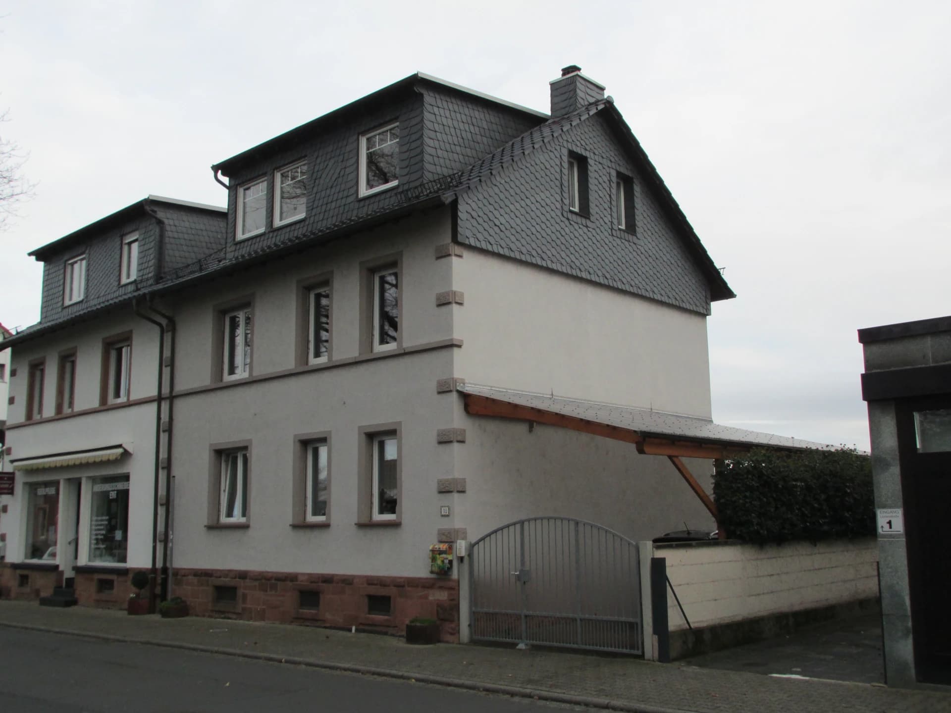 Wohnhaus in der Bahnhofstraße 18 in Großkrotzenburg