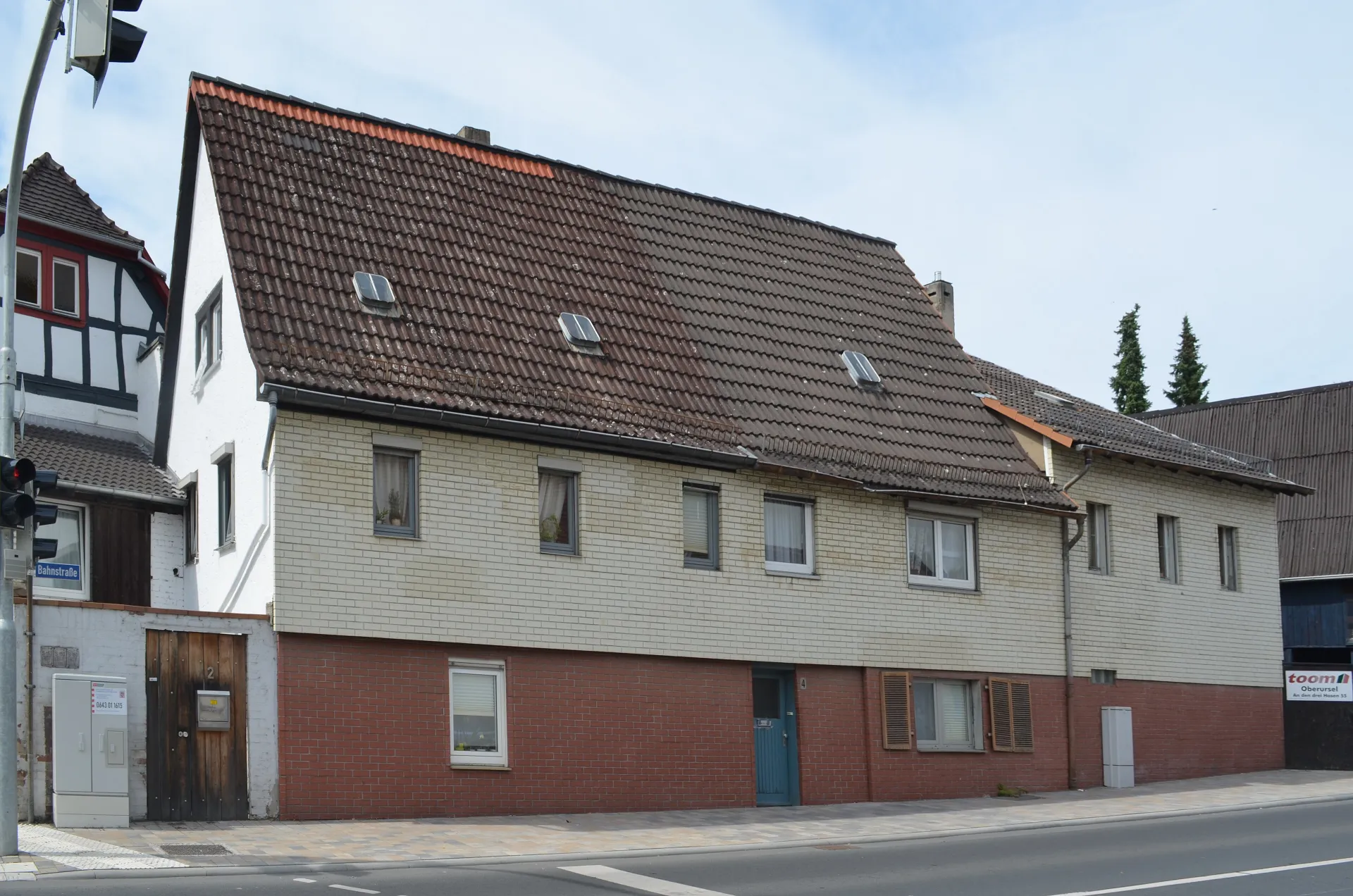 Wohnhaus in der Bahnstraße in Steinbach (Taunus)