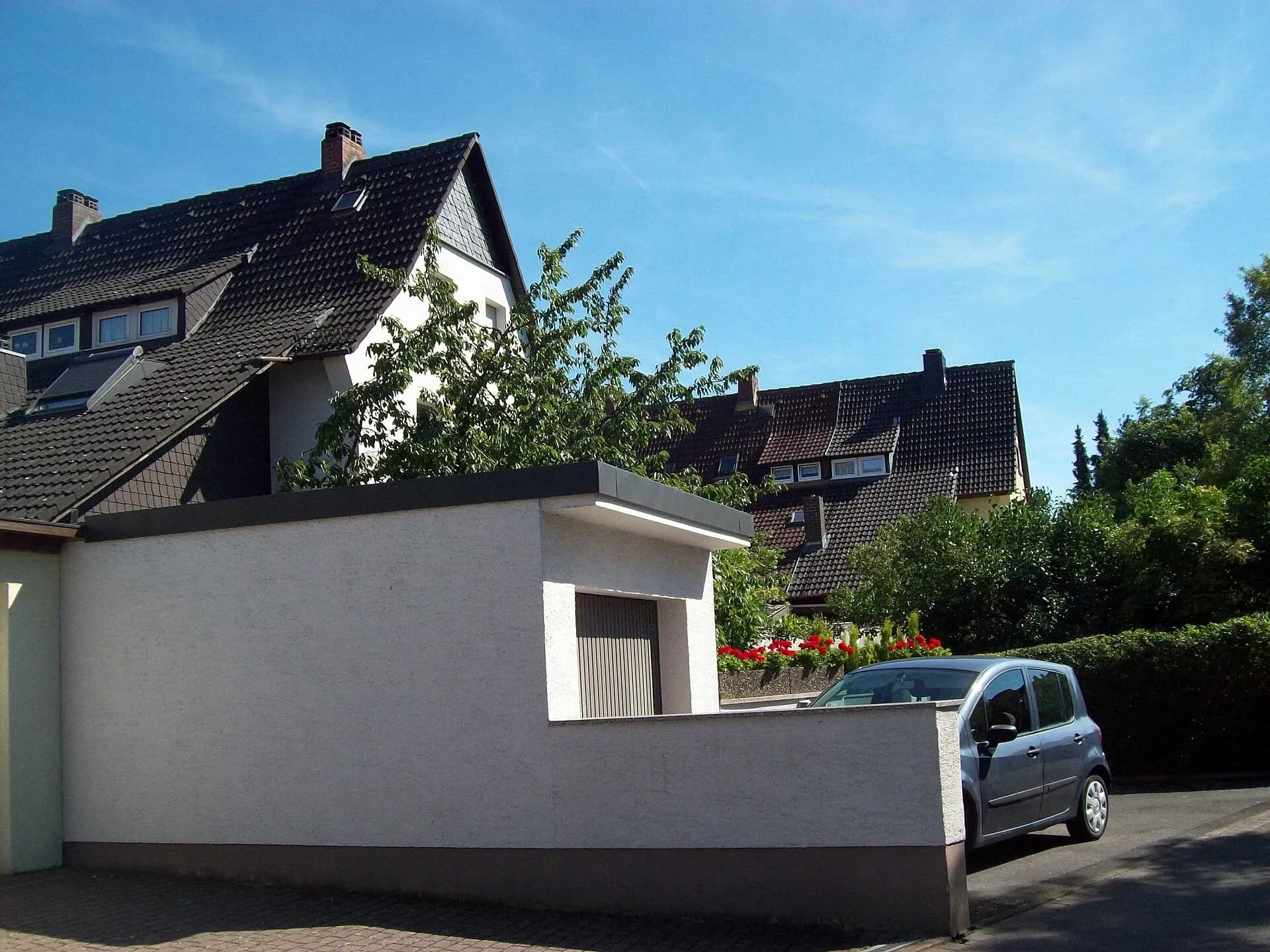 Siedlungshaus mit originaler Dachgaube in der Wilhelminenstraße in der Obernauer Kolonie in Aschaffenburg