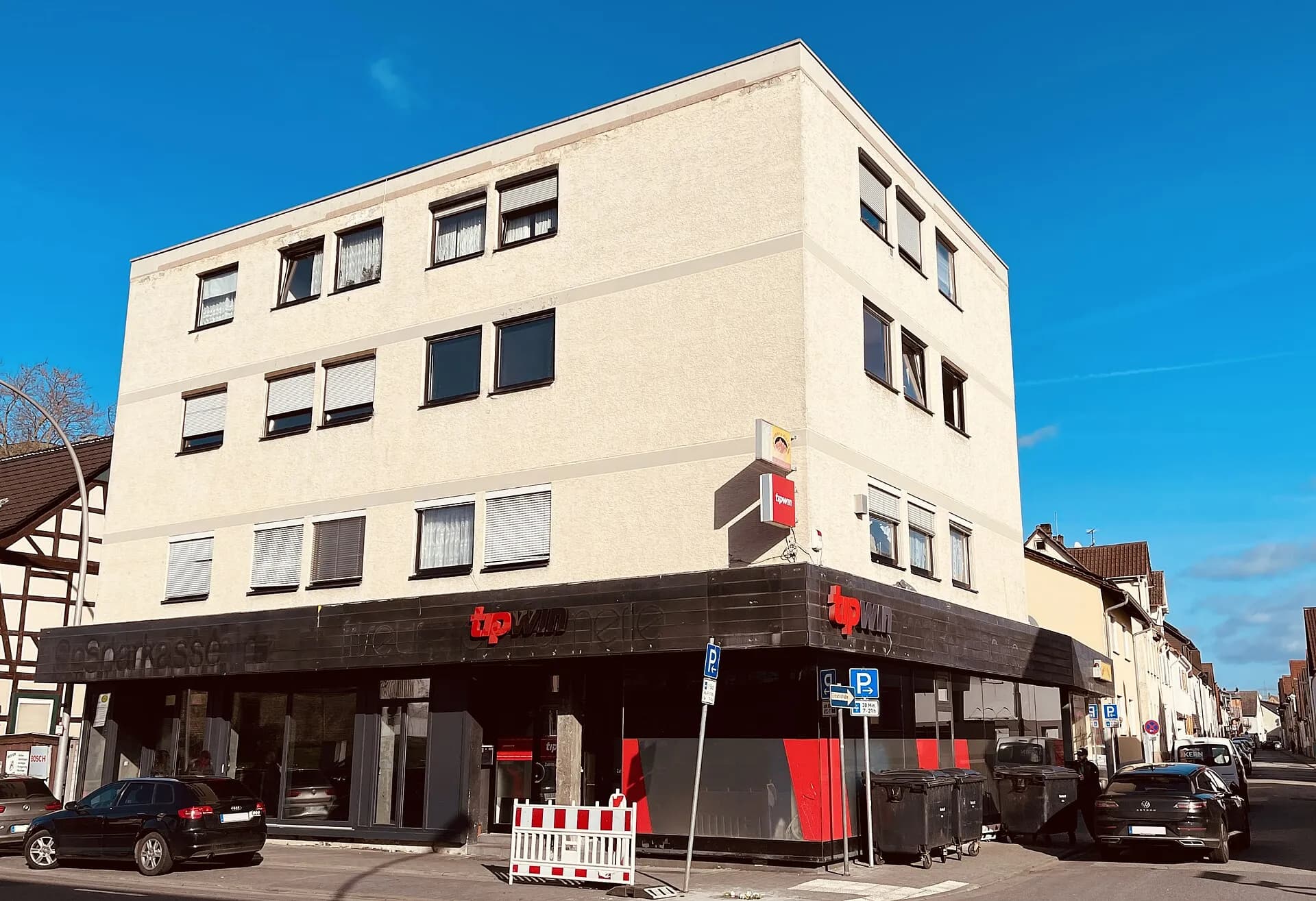 Wohn- und Geschäftshaus an der Darmstädter Straße in Bischofsheim