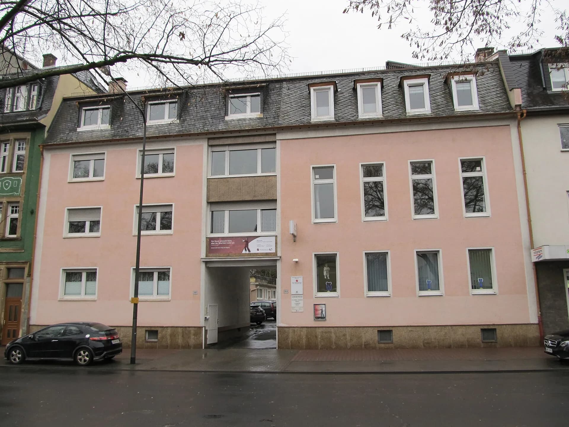 Wohnhaus an der Homburger Landstraße in Frankfurt-Preungesheim