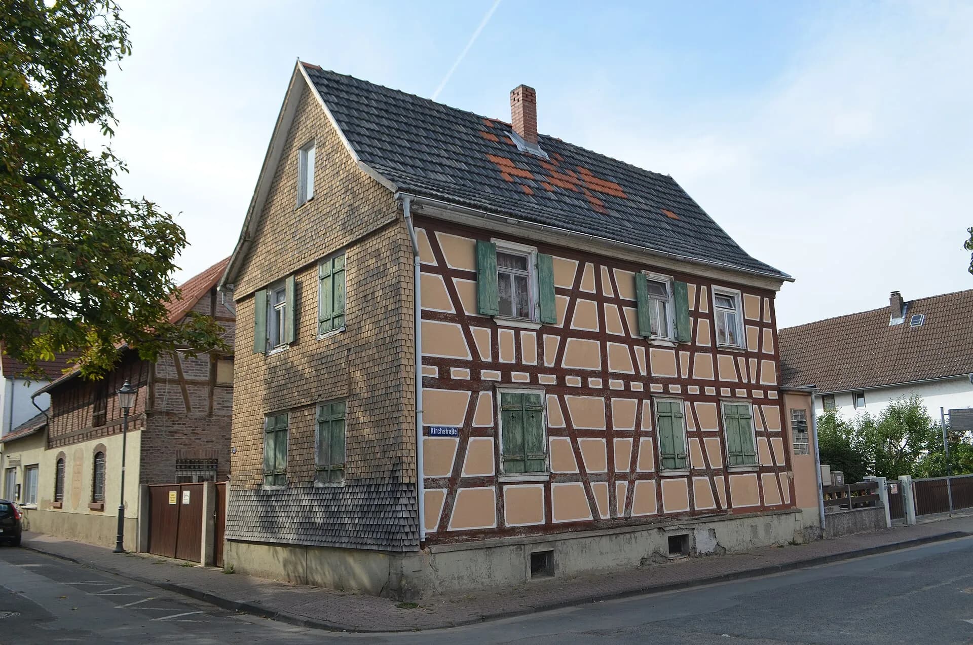 Wohnhaus mit Fachwerkobergeschoss in der Kirchstraße in Gronau