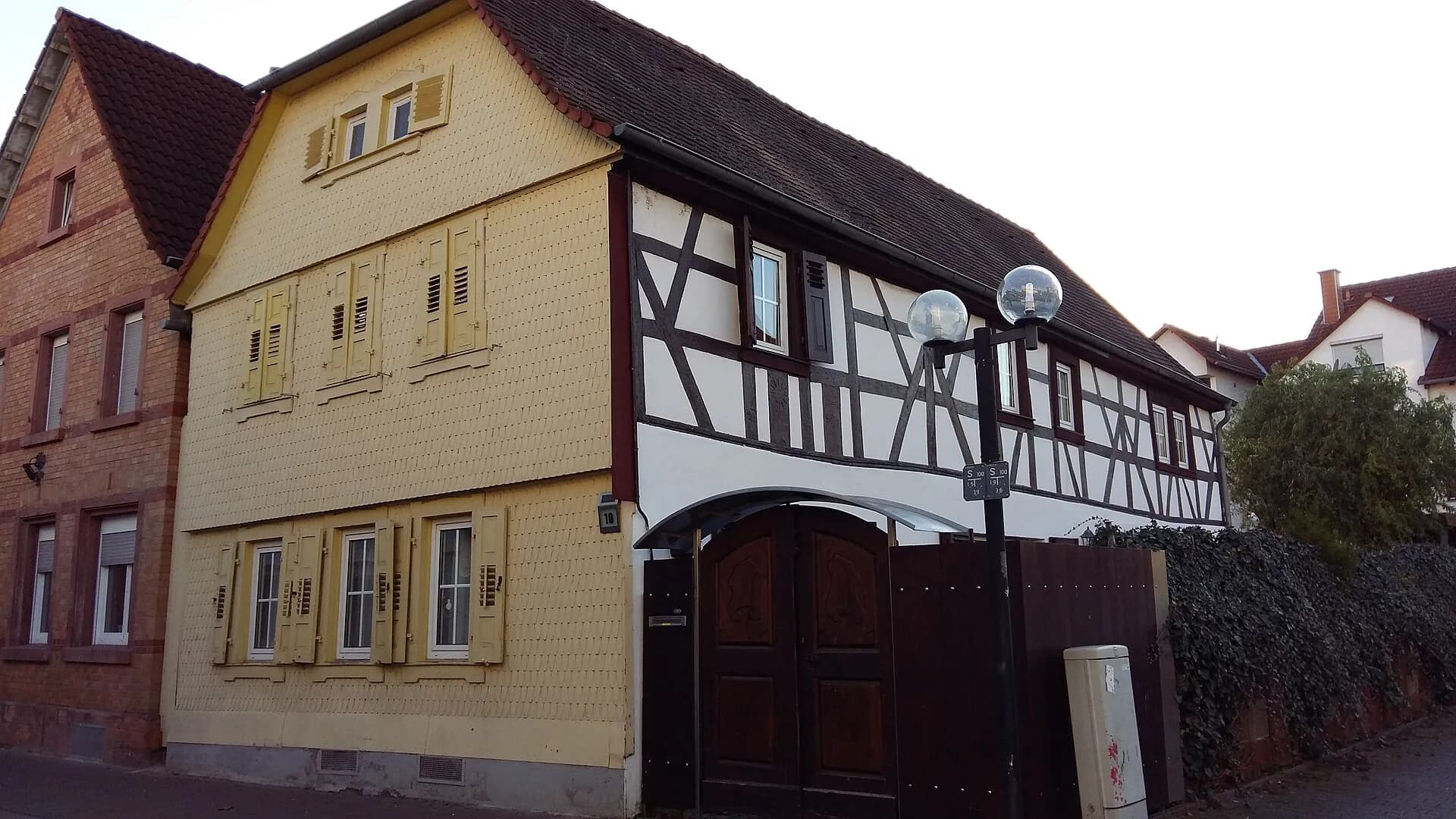 Wohnhaus in der Kreuzstraße 10 in Groß-Zimmern