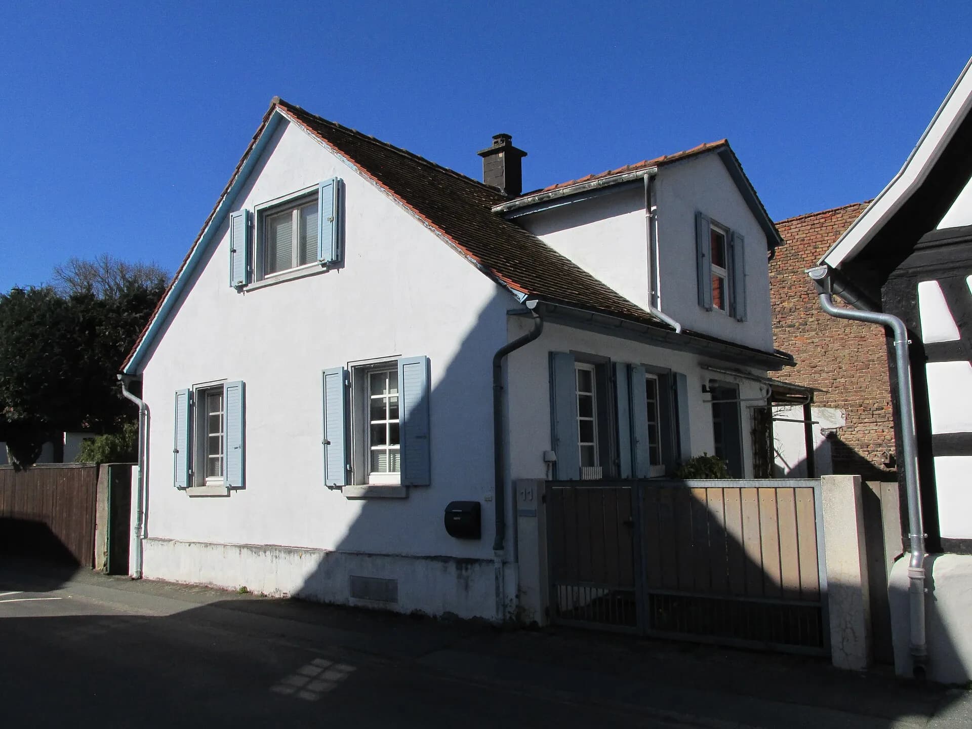 Wohnhaus Landgraf-Friedrich-Straße 11 in Offenbach-Rumpenheim