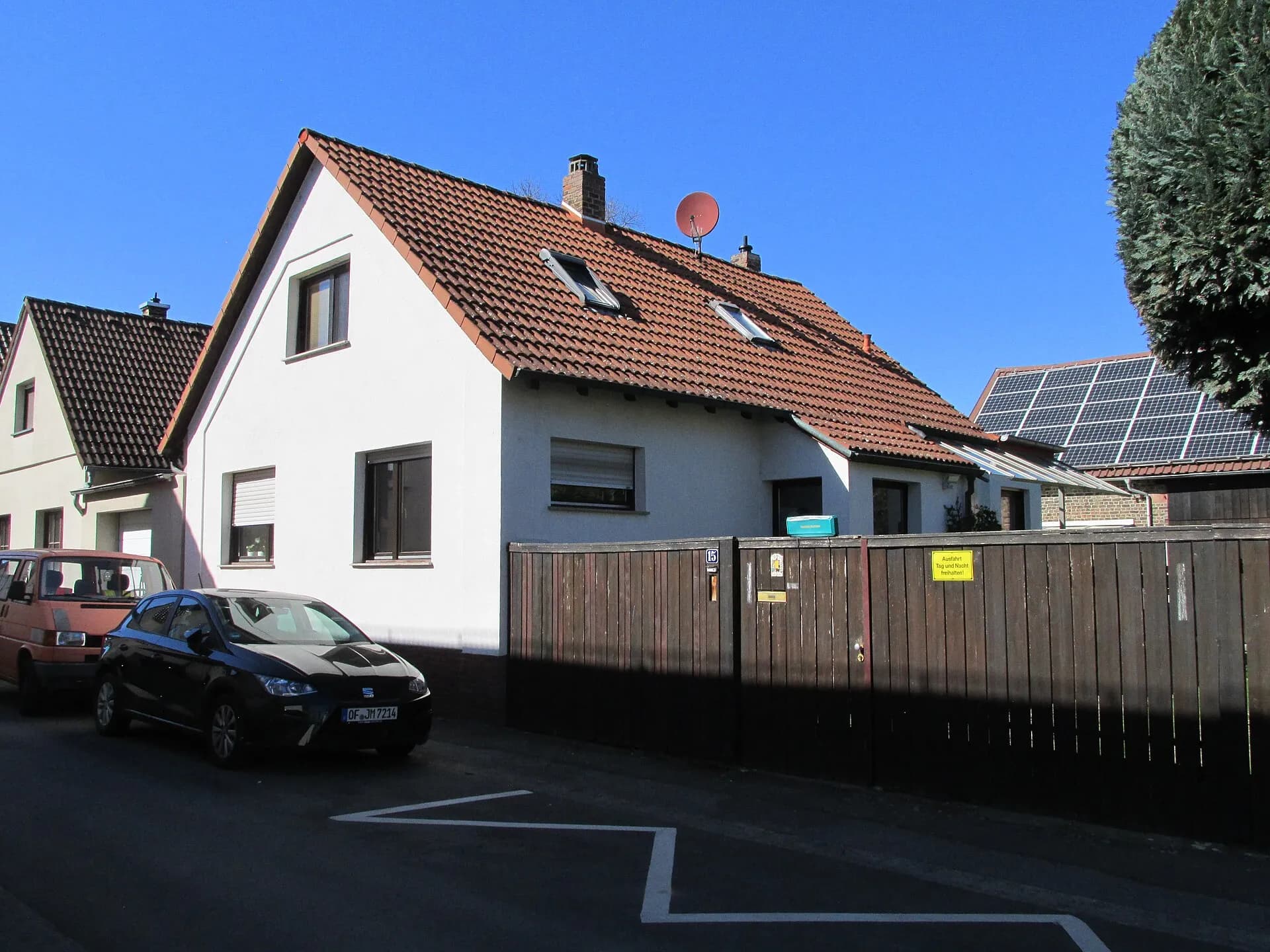 Wohnhaus Landgraf-Friedrich-Straße 15 in Offenbach-Rumpenheim