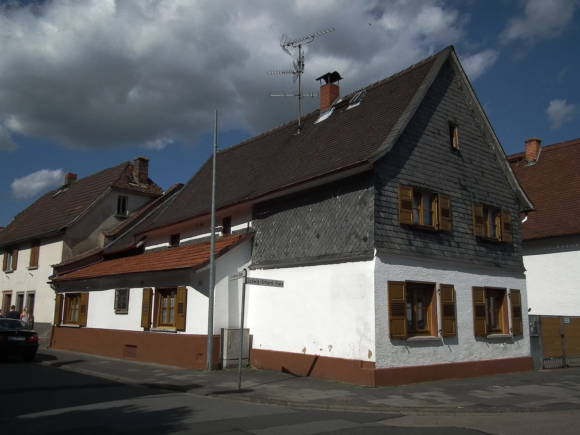 Wohnhaus mit Schieferfassade in Rodgau-Dudenhofen