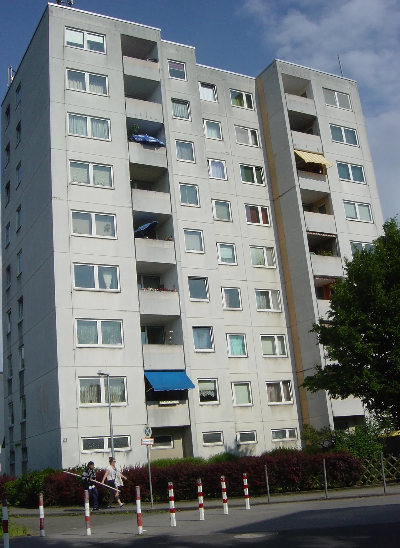 Wohnhochhaus an der Langweidenstraße in Frankfurt Hausen