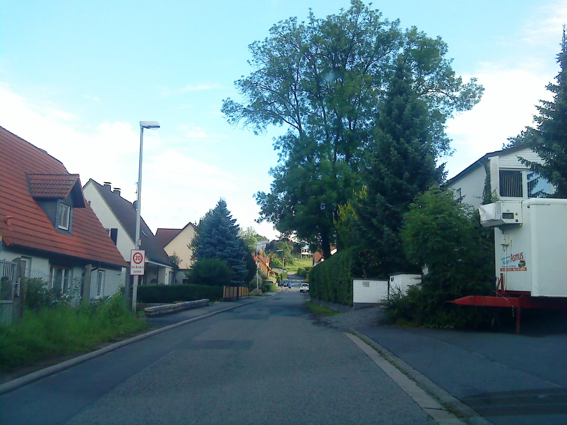 Wohnstraße im Ortsteil Fronhofen in Mömbris