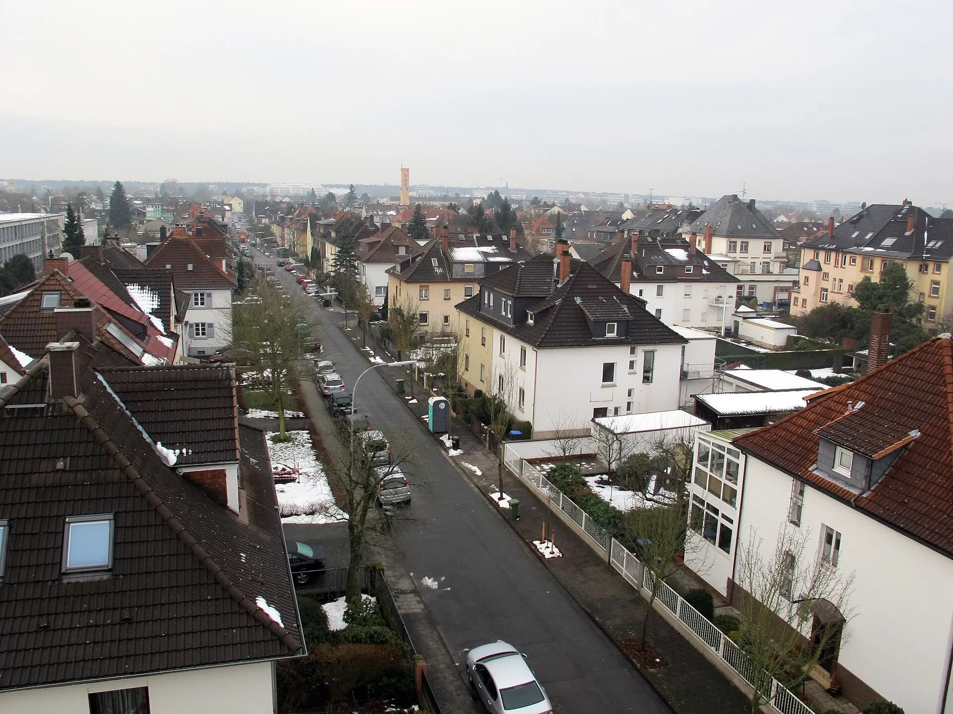 Wohnstraße von oben in Neu-Isenburg