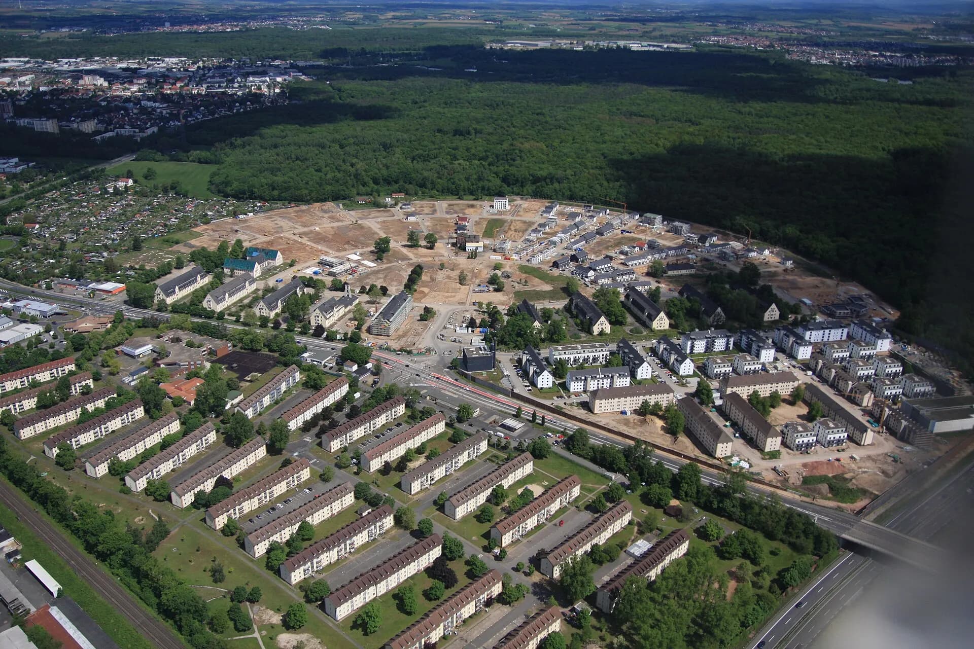 Luftbild des Wohnquartiers Pioneer Park in Hanau-Wolfgang