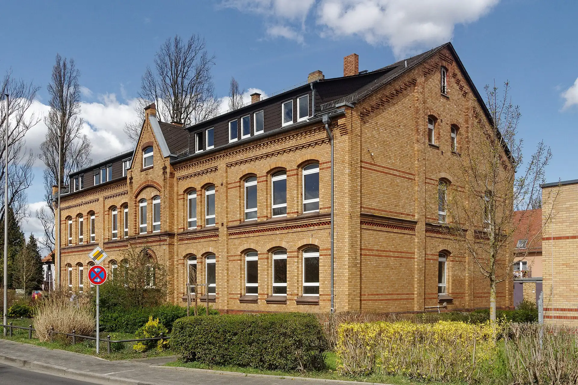 Backsteingebäude der ehemaligen Pulverfabrik in Hanau-Wolfgang