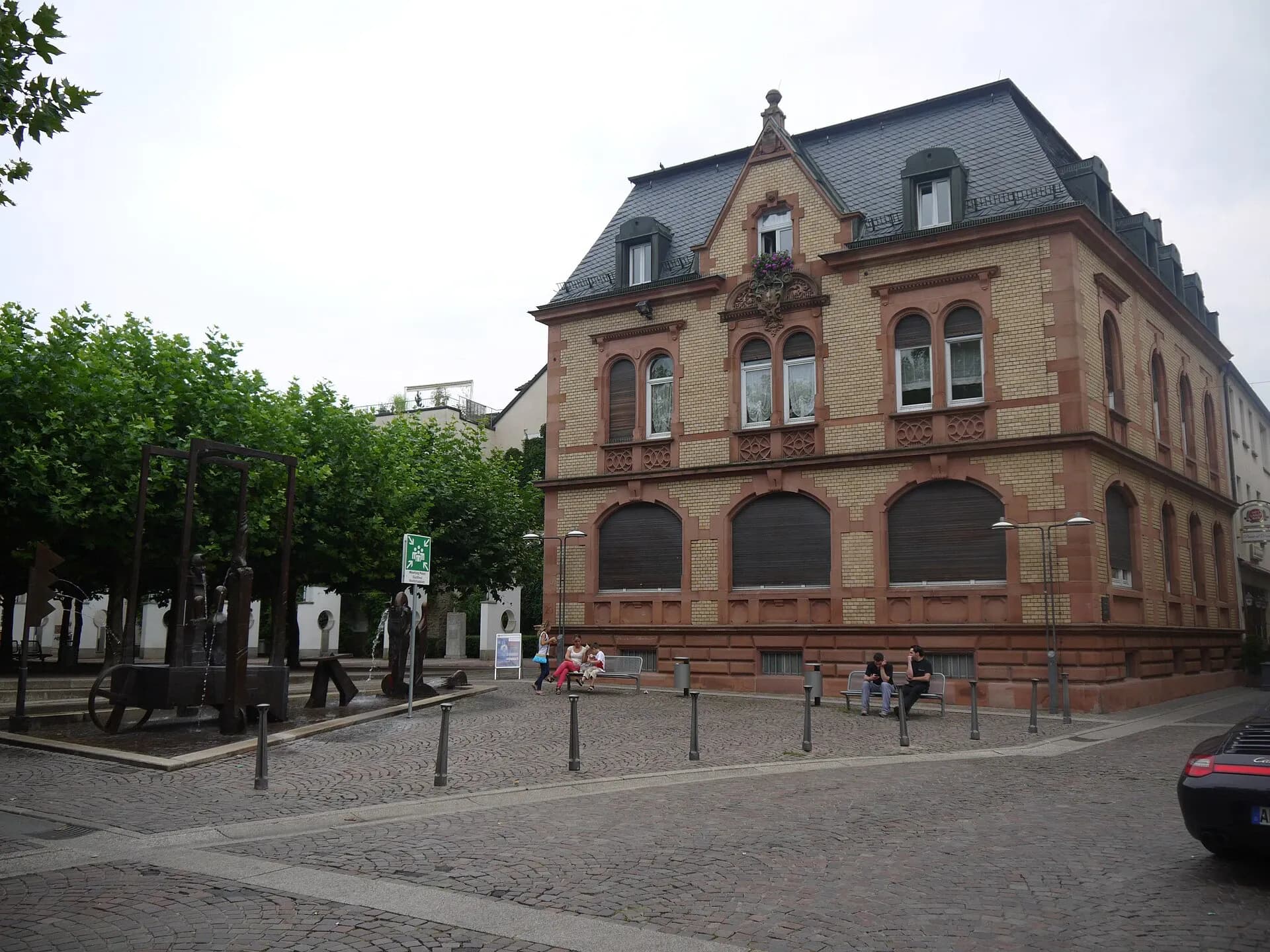 Wolfsthalplatz in Aschaffenburg