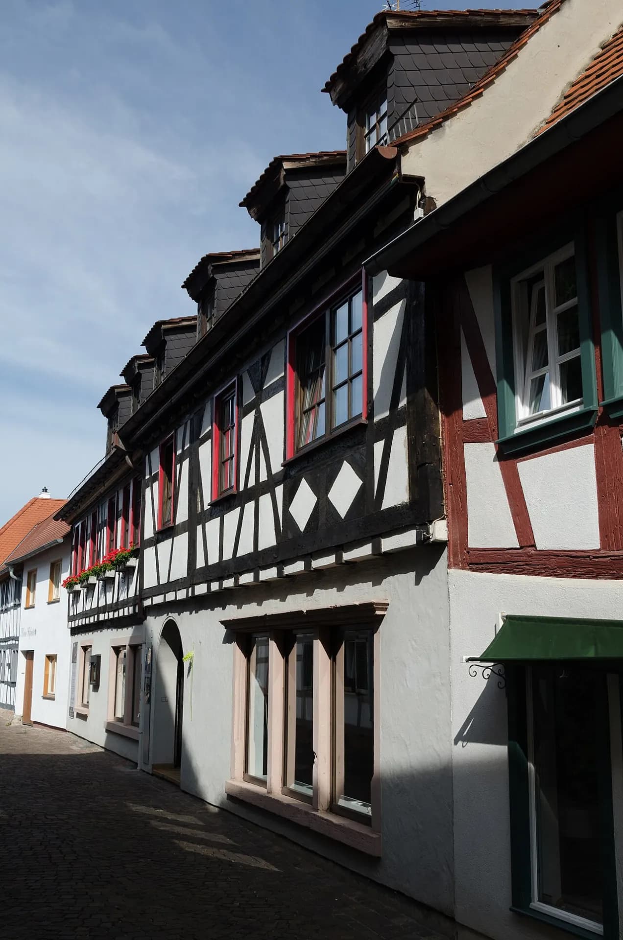 Wolfstraße 13, 11 und 9 in Seligenstadt