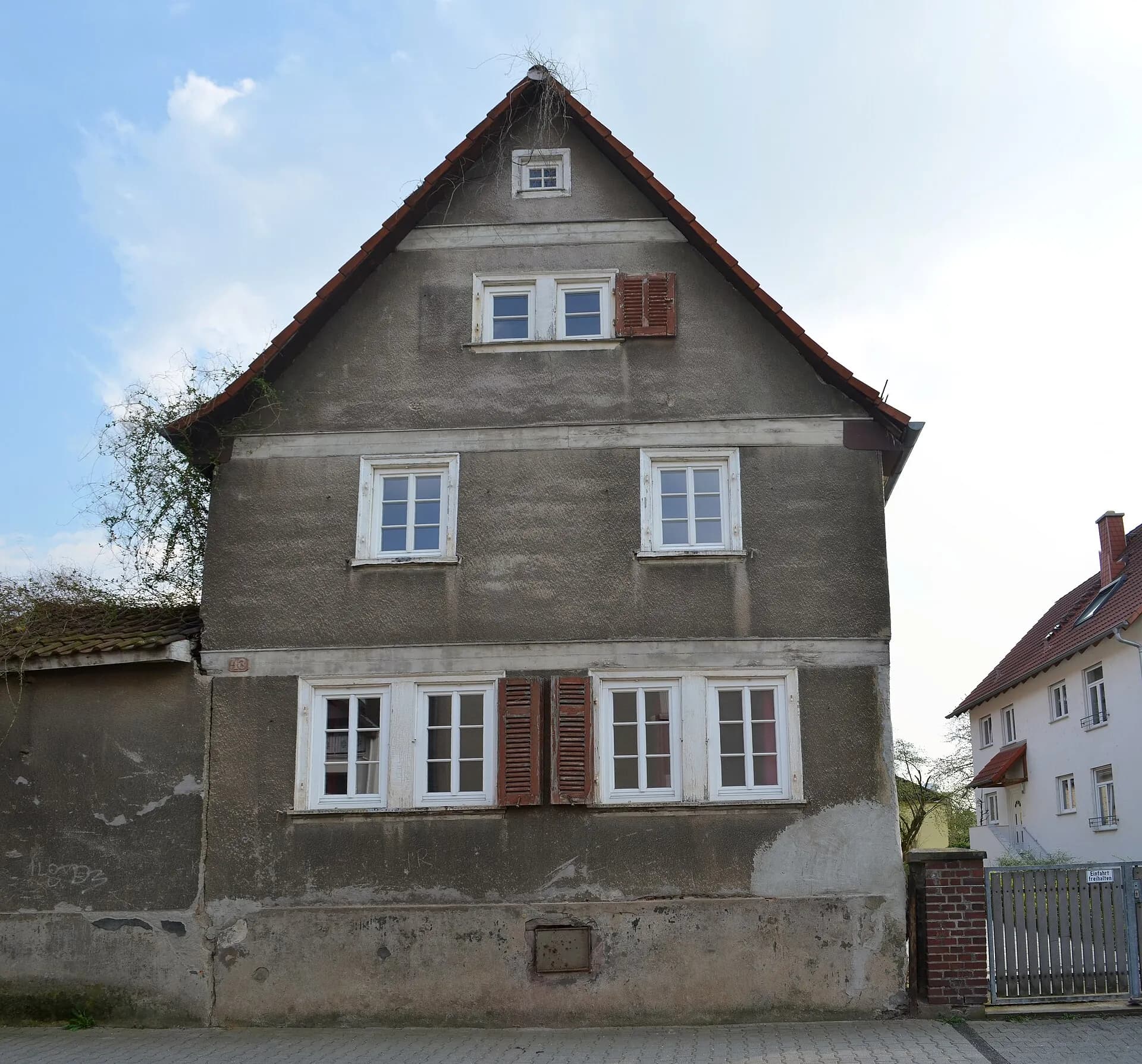 Wohnhaus Woogstraße 43 von vorne in Frankfurt Ginnheim
