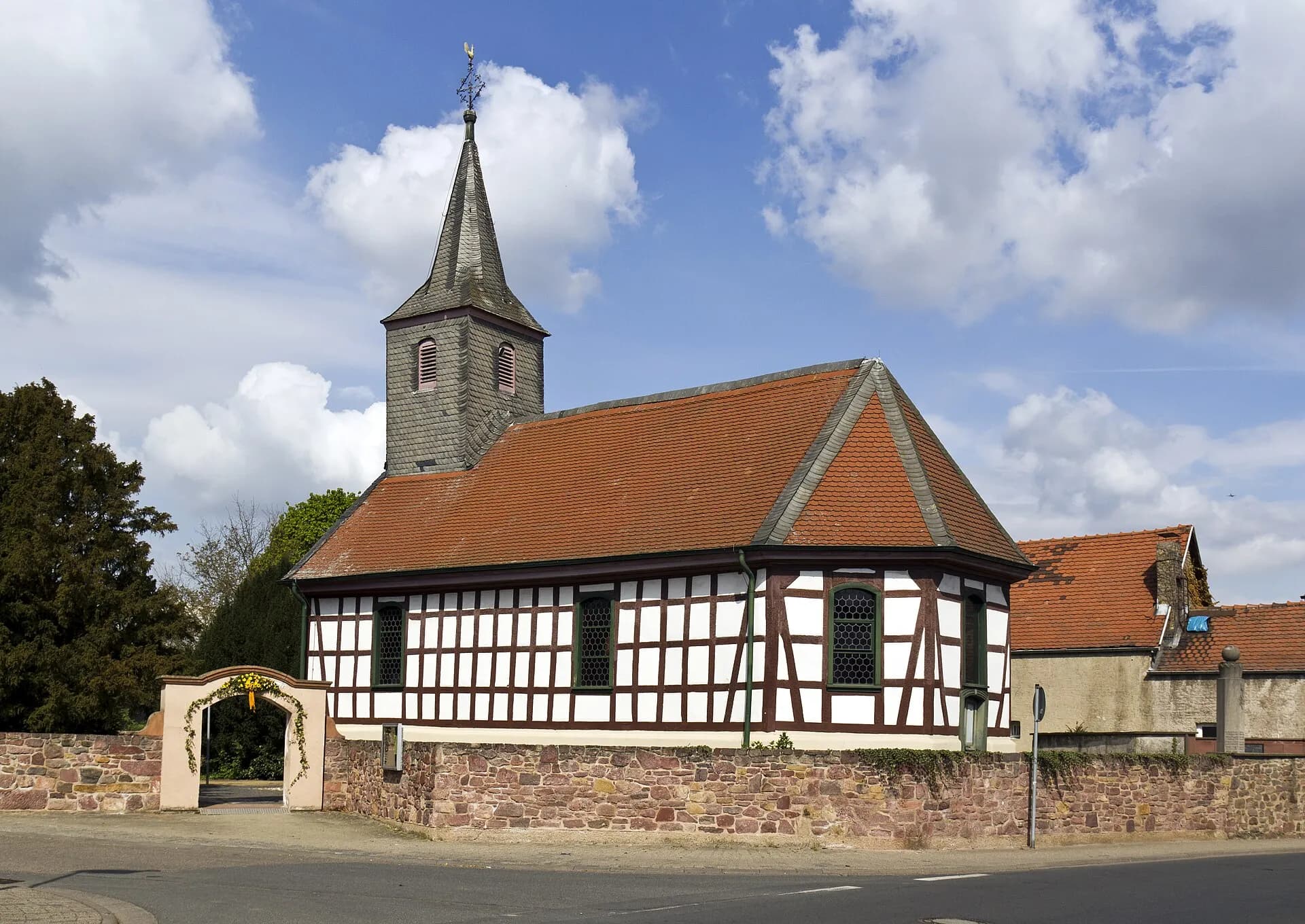 Evangelische Fachwerkkirche in Büttelborn-Worfelden