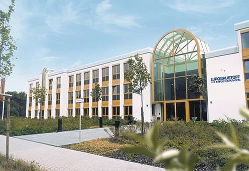 Hauptgebäude einer Unternehmenszentrale in Bad Nauheim
