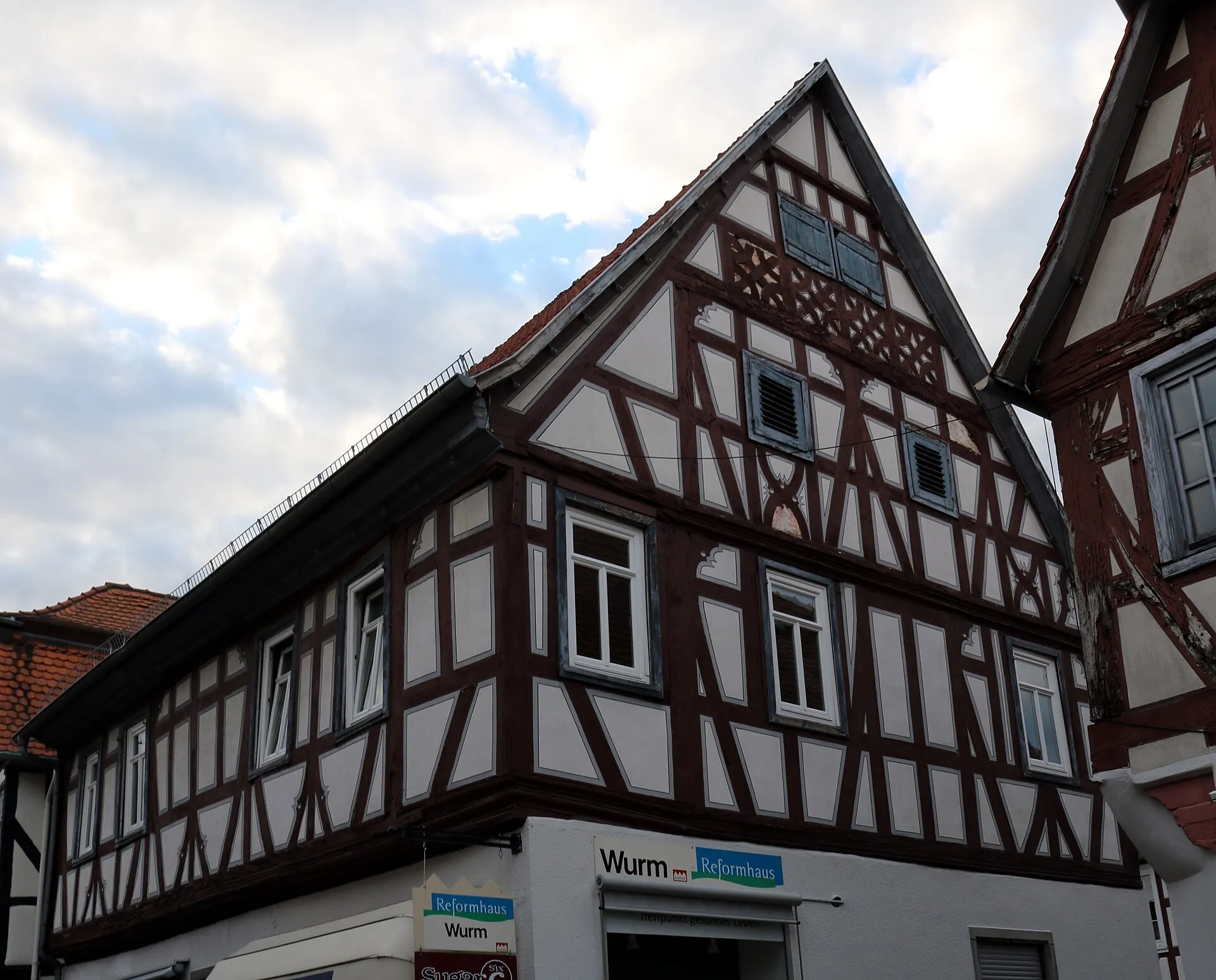 Fachwerkzeile Zuckerstraße 6 in Dieburg