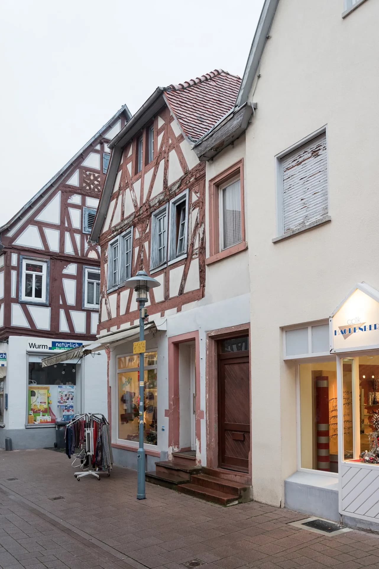 Zuckerstraße 8 in der Gasse in Dieburg