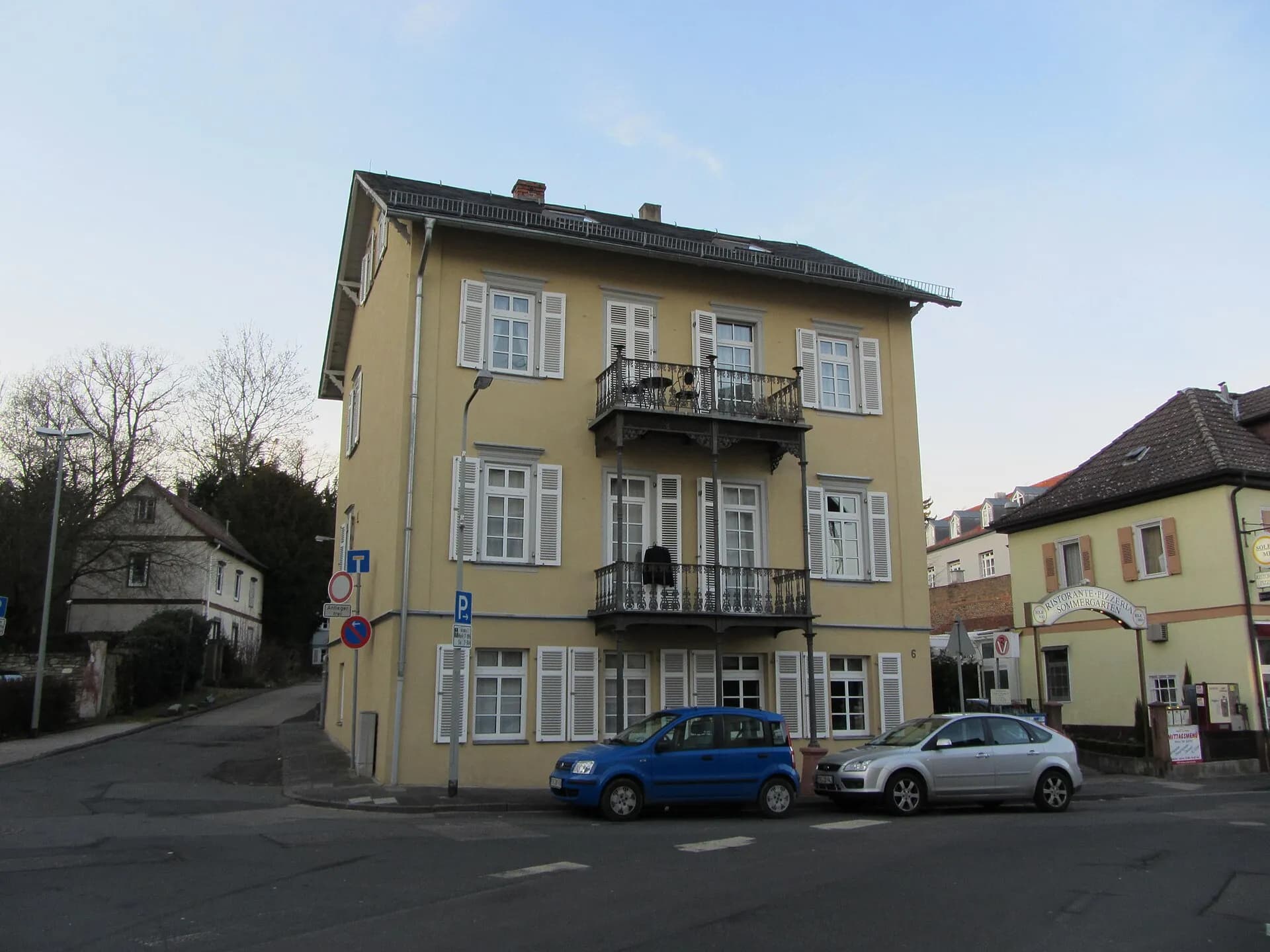 Mehrfamilienhaus an der Straße Zum Quellenpark in Bad Soden am Taunus
